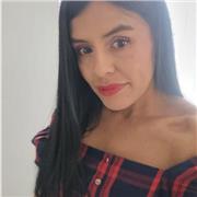 Profesora de español imparte clase